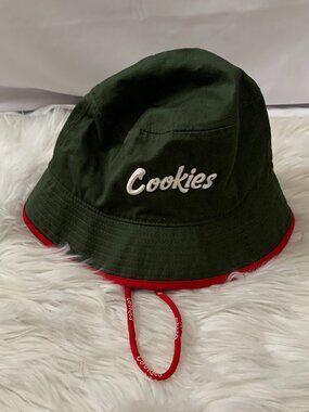 COOKIES Canvas Bucket Hat in Olive/Red Sz LARGE/EXTRA LARGE